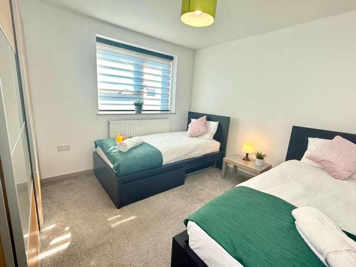 Horizon House, Stunning 2-Bedroom Flat 1, Parking, Netflix, Oxford Dış mekan fotoğraf